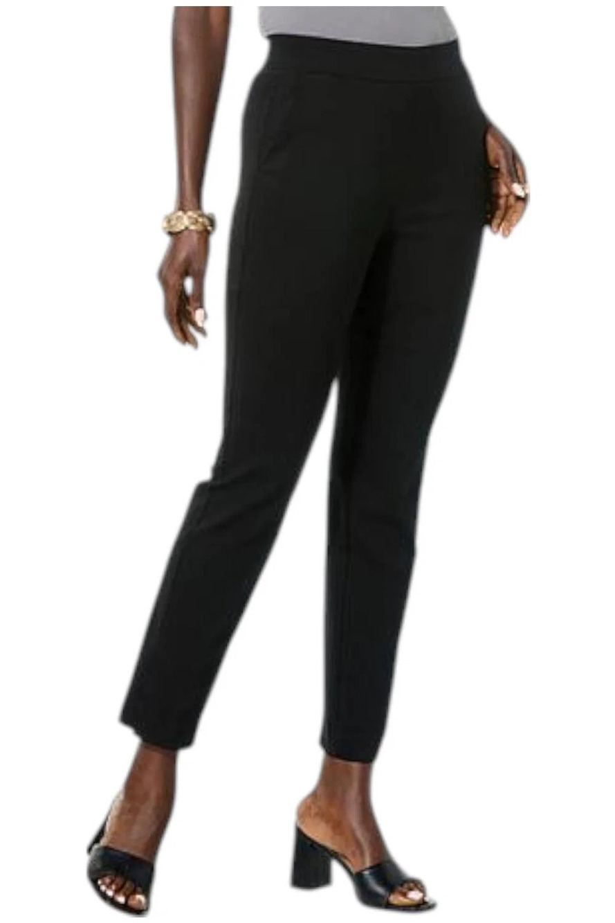 WynneLayers Women's FlatterFIT Tapered Ankle Pant Black - Plus